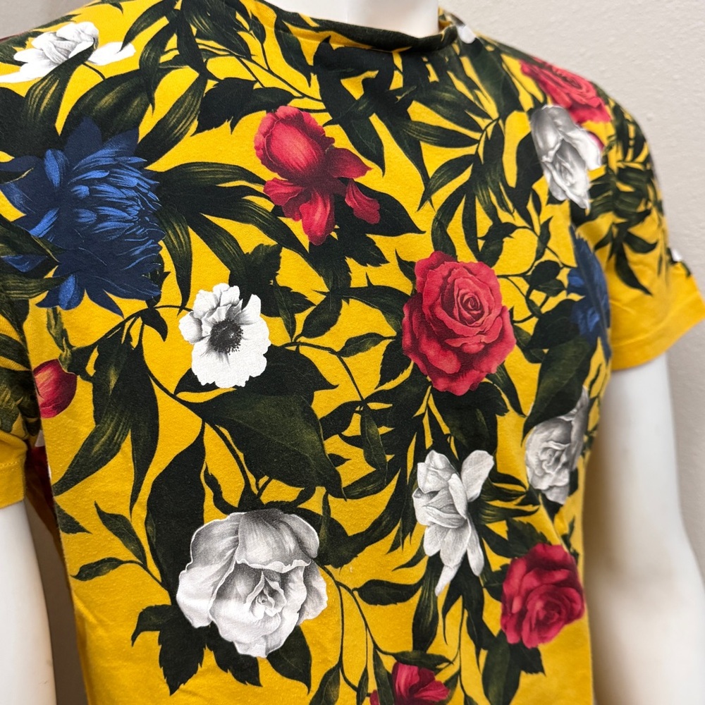 ZARA Men’s Floral Rose Yellow T-Shirt - Picture 7 of 12
